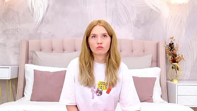 Snapshot of MelissaLiss chatting on 15, 10, 2025 MelissaLiss online show from 15, 10, 2025