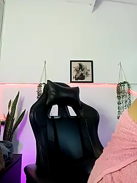 Snapshot of Alana-sweet chatting on 3, 11, 2025 Alana-sweet online show from 3, 11, 2025