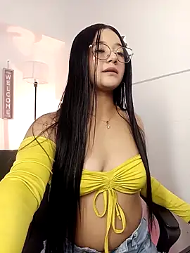 Snapshot of Alana-sweet chatting on 13, 11, 2025 Alana-sweet online show from 13, 11, 2025