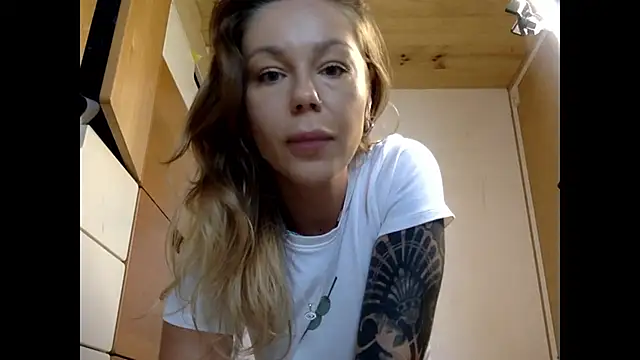 MiraLuna online show from 21, 10, 2025