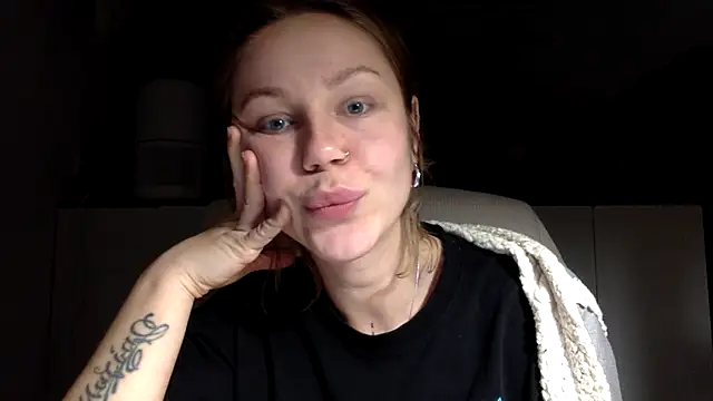 MiraLuna online show from 12, 2, 2026