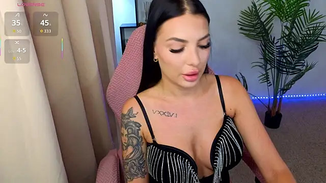 Snapshot of Raven_Ink chatting on 1, 10, 2025 Raven Ink online show from 1, 10, 2025