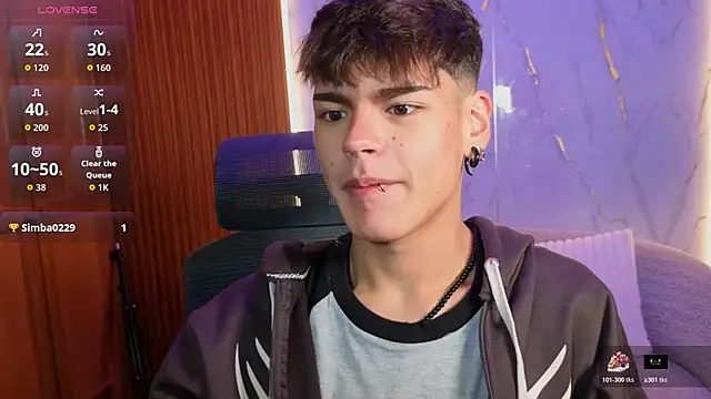 Snapshot of kevienmiet chatting on 22, 10, 2025 kevienmiet online show from 22, 10, 2025