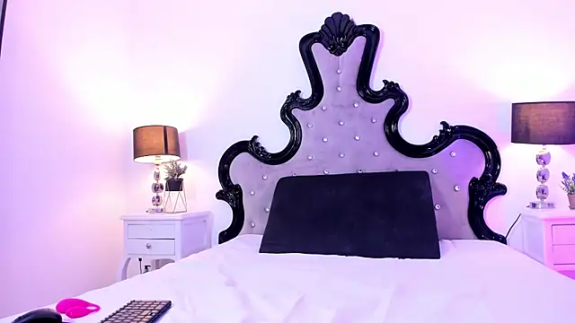 Snapshot of _Nazzaree_ chatting on 29, 9, 2025 Nazzaree online show from 29, 9, 2025