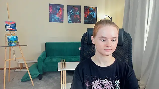 Snapshot of ChloeWestrum chatting on 30, 9, 2025 ChloeWestrum online show from 30, 9, 2025