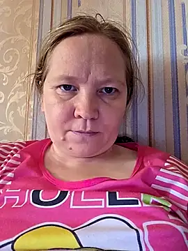 Snapshot of MikasXNiksssx chatting on 2, 10, 2025 MikasXNiksssx online show from 2, 10, 2025
