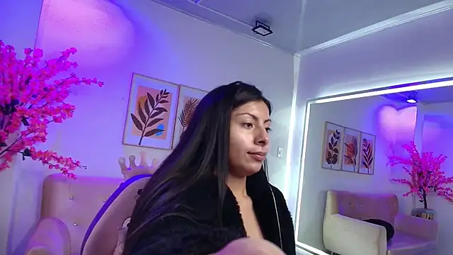 Gabriela milani online show from 24, 10, 2025