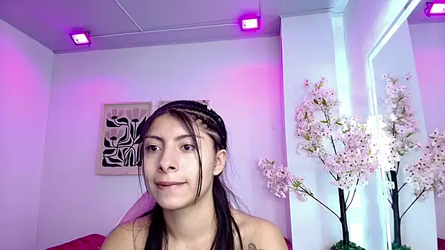 Gabriela milani online show from 30, 4, 2026