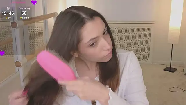 Snapshot of slow_flower chatting on 17, 11, 2025 slow flower online show from 17, 11, 2025