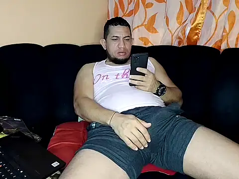 Snapshot of fayola20 chatting on 9, 11, 2025 fayola20 online show from 9, 11, 2025