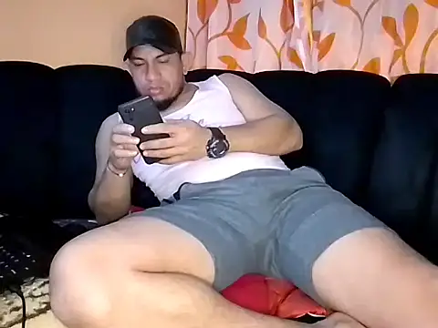 Snapshot of fayola20 chatting on 11, 11, 2025 fayola20 online show from 11, 11, 2025