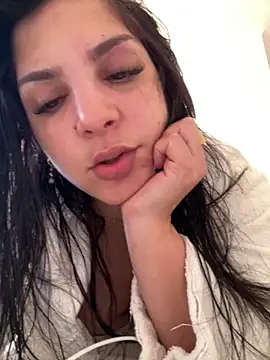 Snapshot of sweet_manuella chatting on 1, 10, 2025 sweet manuella online show from 1, 10, 2025