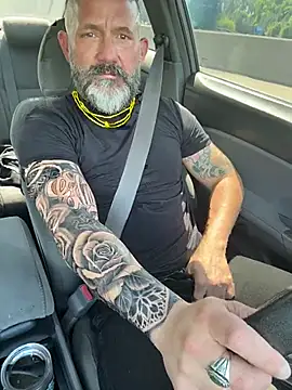 fuckadilf online show from 17, 4, 2026