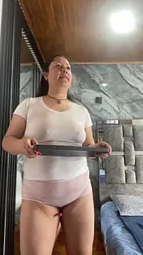 Snapshot of Marianasmitt chatting on 18, 10, 2025 Marianasmitt online show from 18, 10, 2025