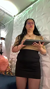 Snapshot of Marianasmitt chatting on 1, 11, 2025 Marianasmitt online show from 1, 11, 2025