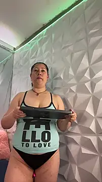 Snapshot of Marianasmitt chatting on 2, 11, 2025 Marianasmitt online show from 2, 11, 2025