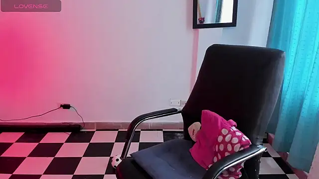 Snapshot of Scarlett__Cooper__ chatting on 27, 3, 2026 Scarlett Cooper online show from 27, 3, 2026