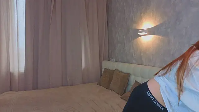 BobbieStenstrom online show from 5, 10, 2025