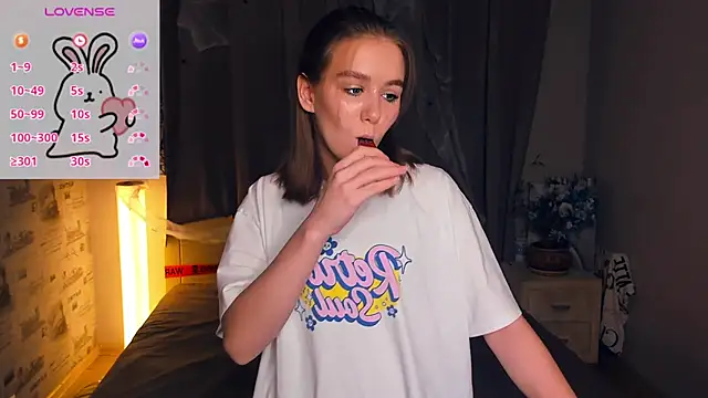 TienKnous online show from 10, 11, 2025