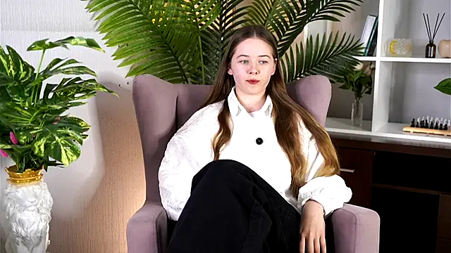 SheenaLoesche online show from 6, 10, 2025