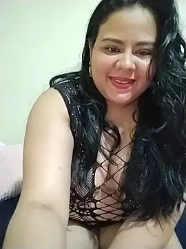 Snapshot of Tania_cruz_ chatting on 8, 7, 2026 Tania cruz online show from 8, 7, 2026