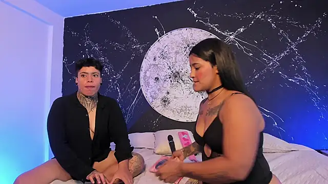 Snapshot of JoaoAndLexy chatting on 30, 9, 2025 JoaoAndLexy online show from 30, 9, 2025