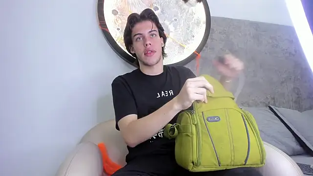 Lucian grey online show from 11, 10, 2025