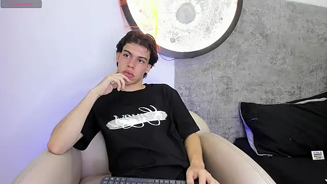 Lucian grey online show from 25, 10, 2025