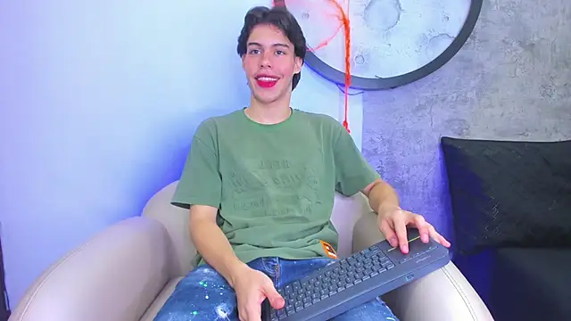 Lucian grey online show from 28, 10, 2025