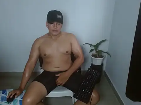 Snapshot of Joseph_bigcock chatting on 4, 10, 2025 Joseph bigcock online show from 4, 10, 2025