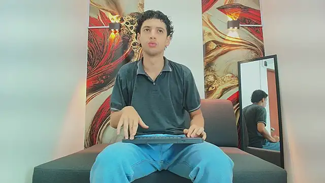 Snapshot of ISRAEL_GRAY chatting on 25, 10, 2025 ISRAEL GRAY online show from 25, 10, 2025