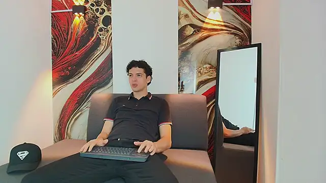 Snapshot of ISRAEL_GRAY chatting on 1, 11, 2025 ISRAEL GRAY online show from 1, 11, 2025