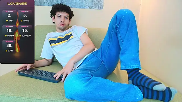 Snapshot of ISRAEL_GRAY chatting on 9, 11, 2025 ISRAEL GRAY online show from 9, 11, 2025