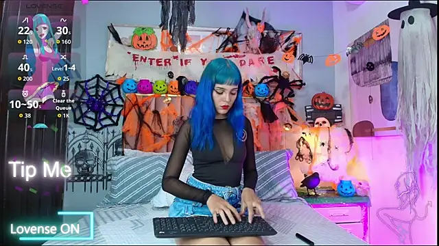 Snapshot of ElektraBlue chatting on 16, 10, 2025 ElektraBlue online show from 16, 10, 2025