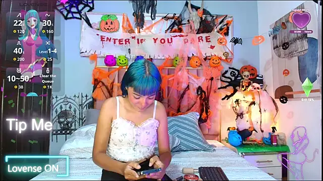 Snapshot of ElektraBlue chatting on 27, 10, 2025 ElektraBlue online show from 27, 10, 2025