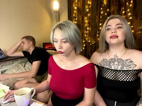 Sex Vibe couple online show from 13, 1, 2026