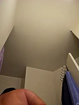 Snapshot of Roddog18 chatting on 5, 10, 2025 Roddog18 online show from 5, 10, 2025