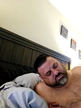 Snapshot of Roddog18 chatting on 15, 4, 2026 Roddog18 online show from 15, 4, 2026