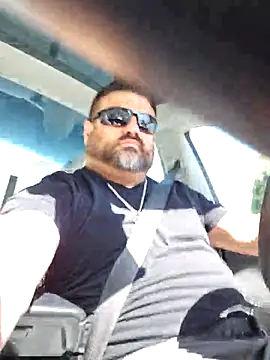 Snapshot of Roddog18 chatting on 28, 4, 2026 Roddog18 online show from 28, 4, 2026