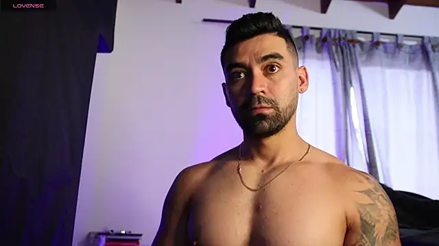 Snapshot of SOY_MIKE chatting on 29, 10, 2025 SOY MIKE online show from 29, 10, 2025