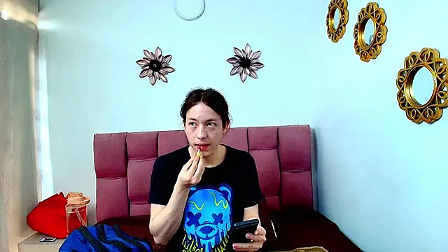 Snapshot of SnowyX_ chatting on 10, 10, 2025 SnowyX online show from 10, 10, 2025
