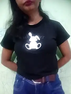 Snapshot of Surbhi-hoti chatting on 3, 10, 2025 Surbhi-hoti online show from 3, 10, 2025