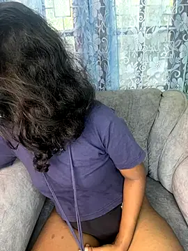 Snapshot of SukiyamaAsia chatting on 14, 10, 2025 SukiyamaAsia online show from 14, 10, 2025