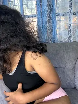 Snapshot of SukiyamaAsia chatting on 17, 10, 2025 SukiyamaAsia online show from 17, 10, 2025