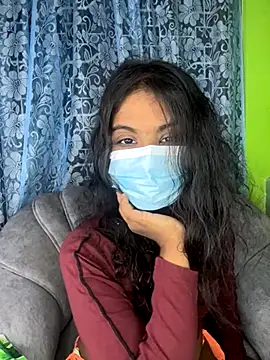 Snapshot of SukiyamaAsia chatting on 4, 11, 2025 SukiyamaAsia online show from 4, 11, 2025