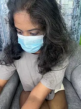 Snapshot of SukiyamaAsia chatting on 10, 11, 2025 SukiyamaAsia online show from 10, 11, 2025