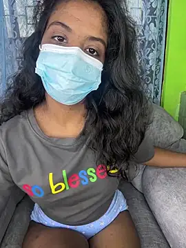 Snapshot of SukiyamaAsia chatting on 13, 11, 2025 SukiyamaAsia online show from 13, 11, 2025