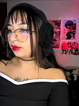 Hinatamoon  online show from 10, 10, 2025