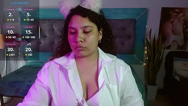 Snapshot of roxx_iie chatting on 22, 10, 2025 roxx iie online show from 22, 10, 2025