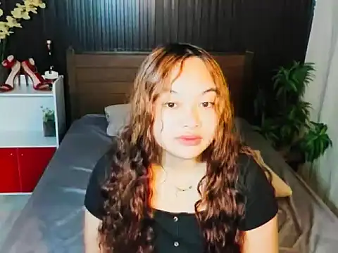 Snapshot of UrFavouriteCravings chatting on 16, 10, 2025 UrFavouriteCravings online show from 16, 10, 2025